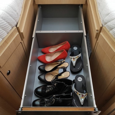 Wohnmobil Schuhauszug für den Innenraum