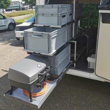 Wohnmobilheckauszüge mit Metallfachboden und Ebene für Boxen