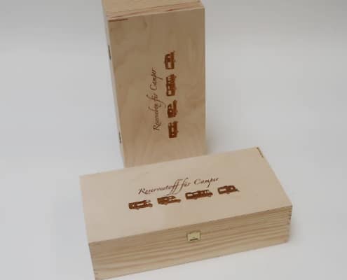 Holzboxen für 2 Flachen mit Lasergravuren